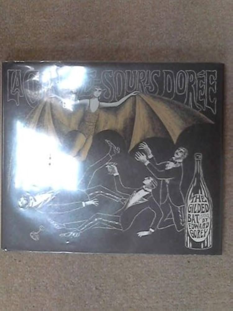 The Gilded Bat : Gorey, Edward: Amazon.de: Bücher